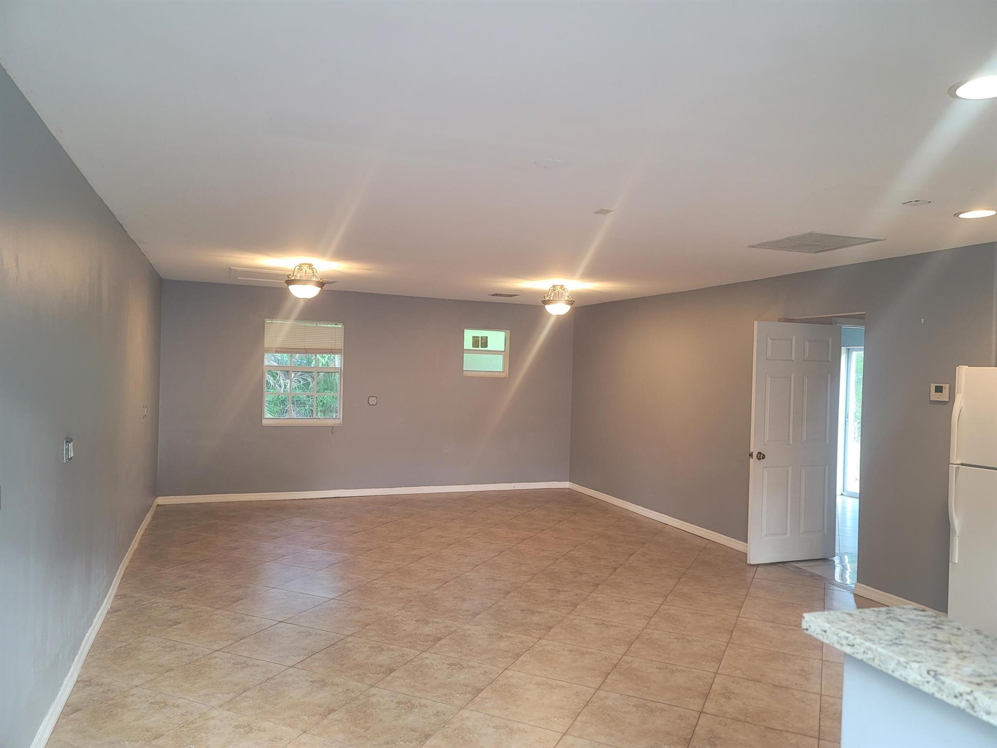 LOXAHATCHEE GROVES - Residential Lease