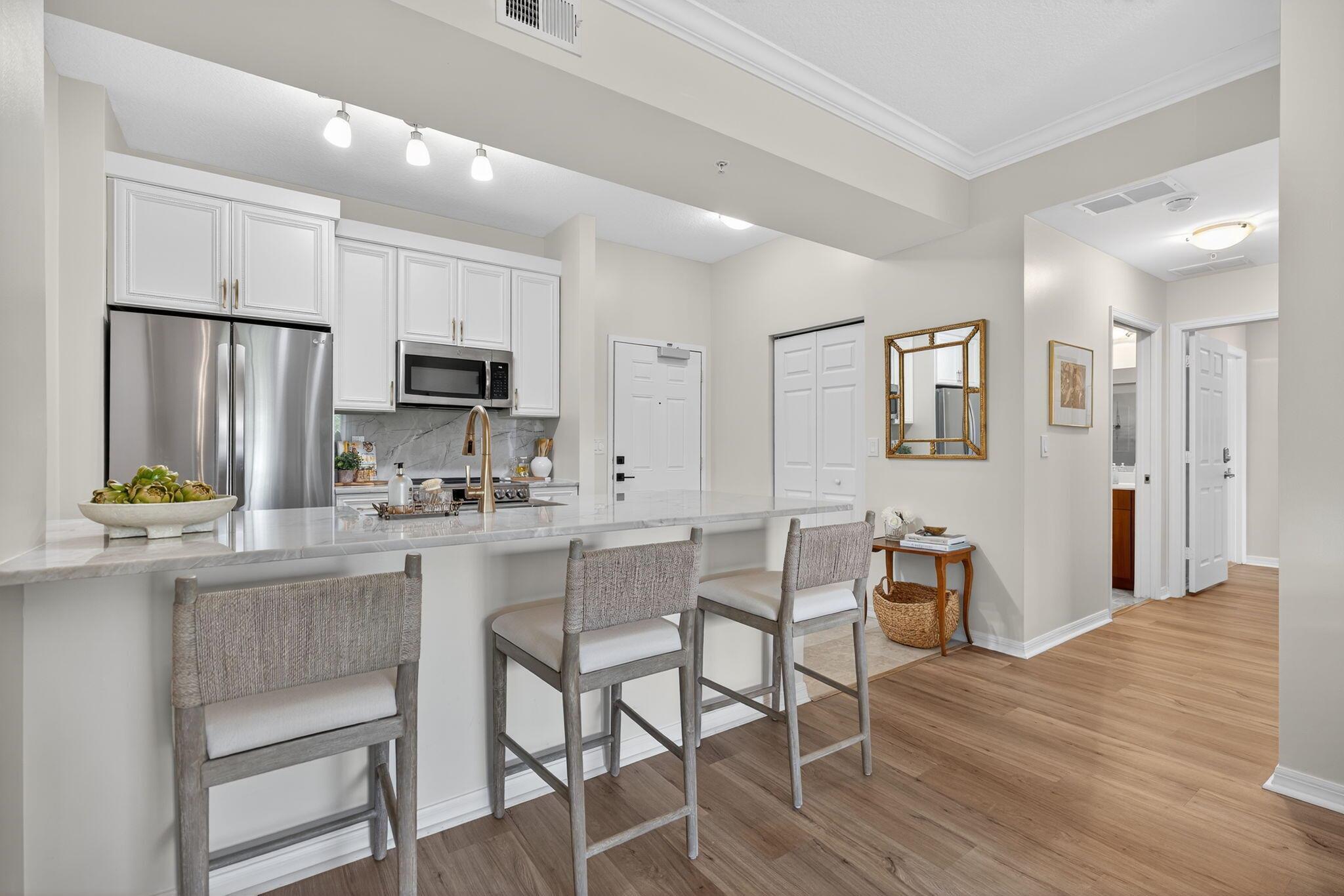 4903 Midtown Lane 3415