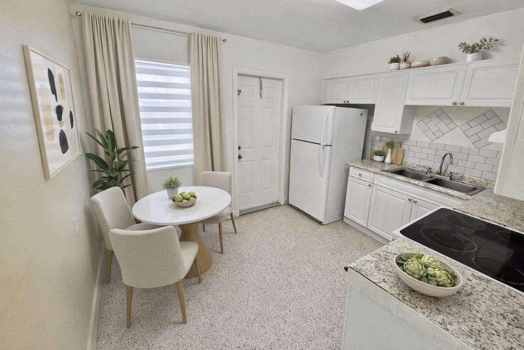 Photo of 517 SW 9th Street #1, Hallandale Beach, FL 33009 (MLS # B26015543)