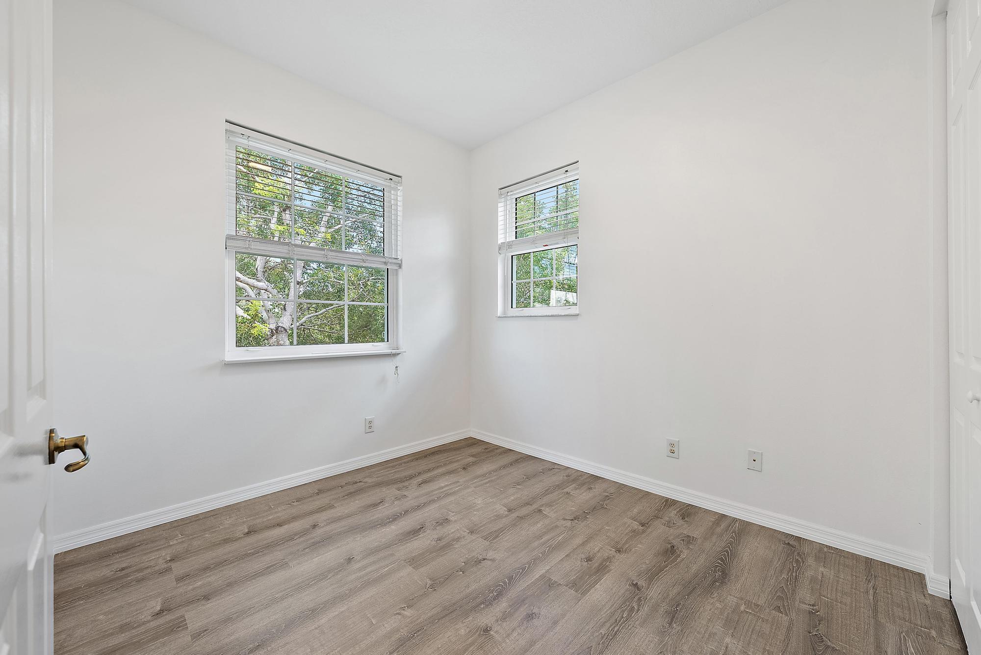 ABACOA TOWN CENTER 3 - Residential Lease