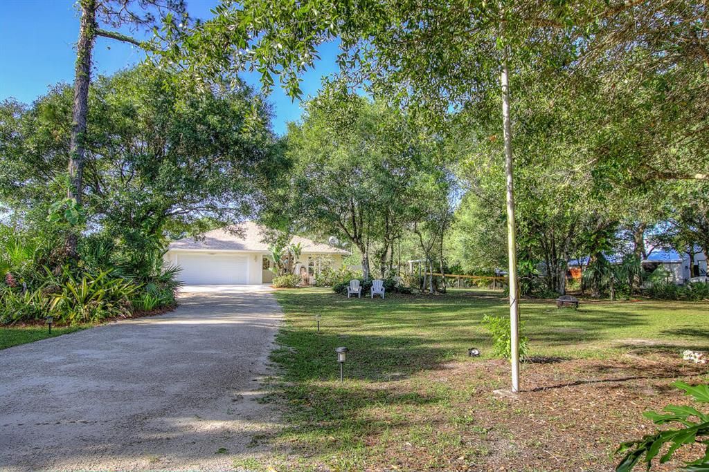 Photo of 11691 Appaloosa Court, Port St Lucie, FL 34987 (MLS # R10887000)
