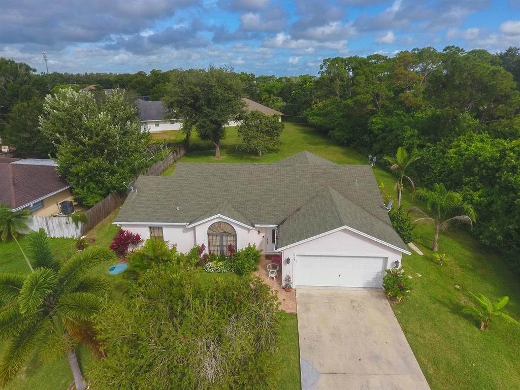 Photo of 159 NE Twylite Terrace, Port Saint Lucie, FL 34983 (MLS # R10743623)