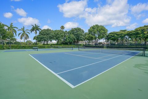 A home in Lake Worth