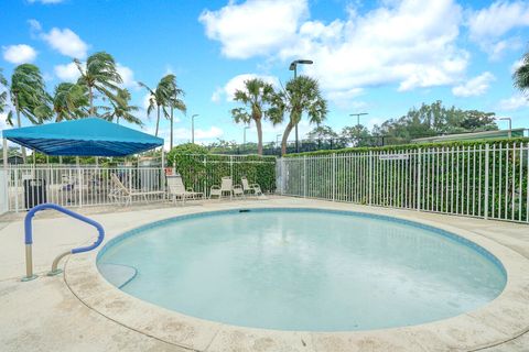 A home in Lake Worth