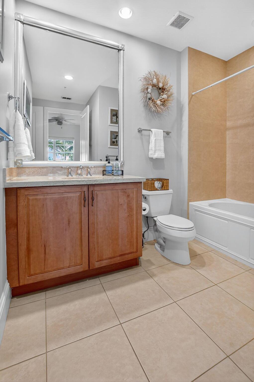 LATITUDE DELRAY BEACH CON - Residential Lease