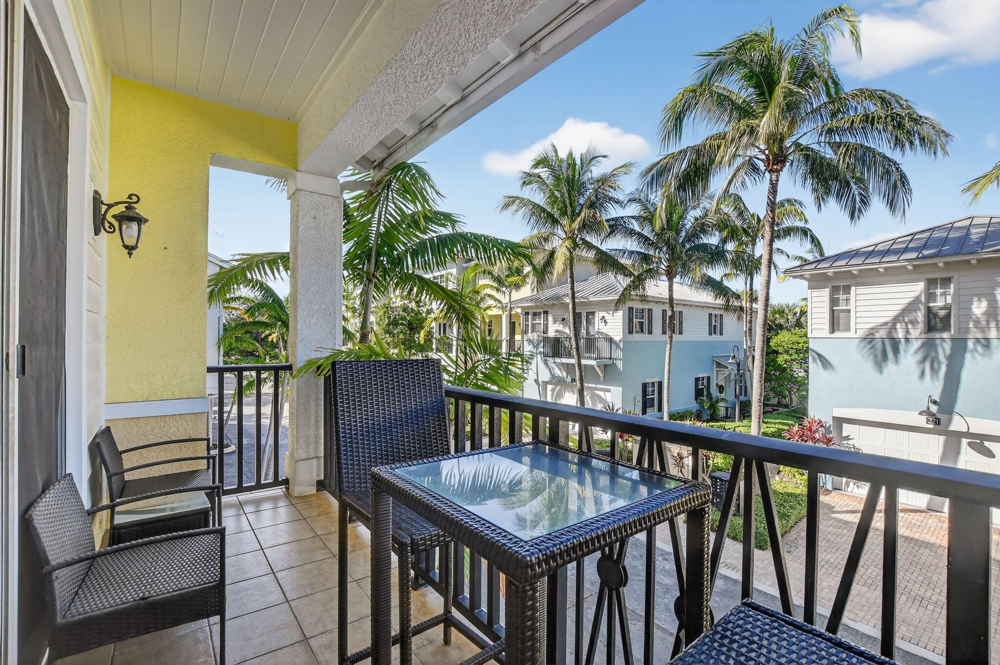 LATITUDE DELRAY BEACH CON - Residential Lease