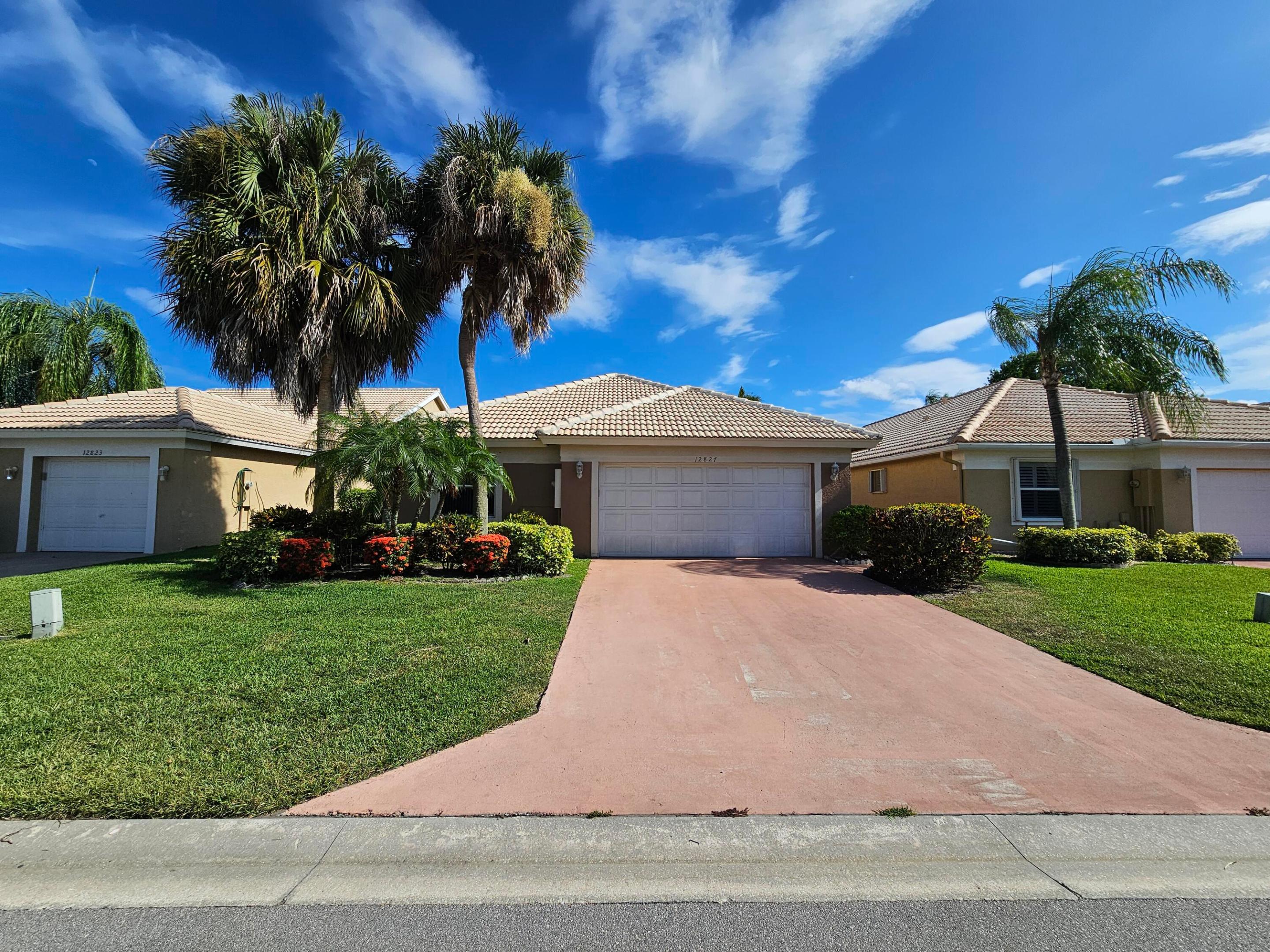 12827 HAMPTON LAKES Circle