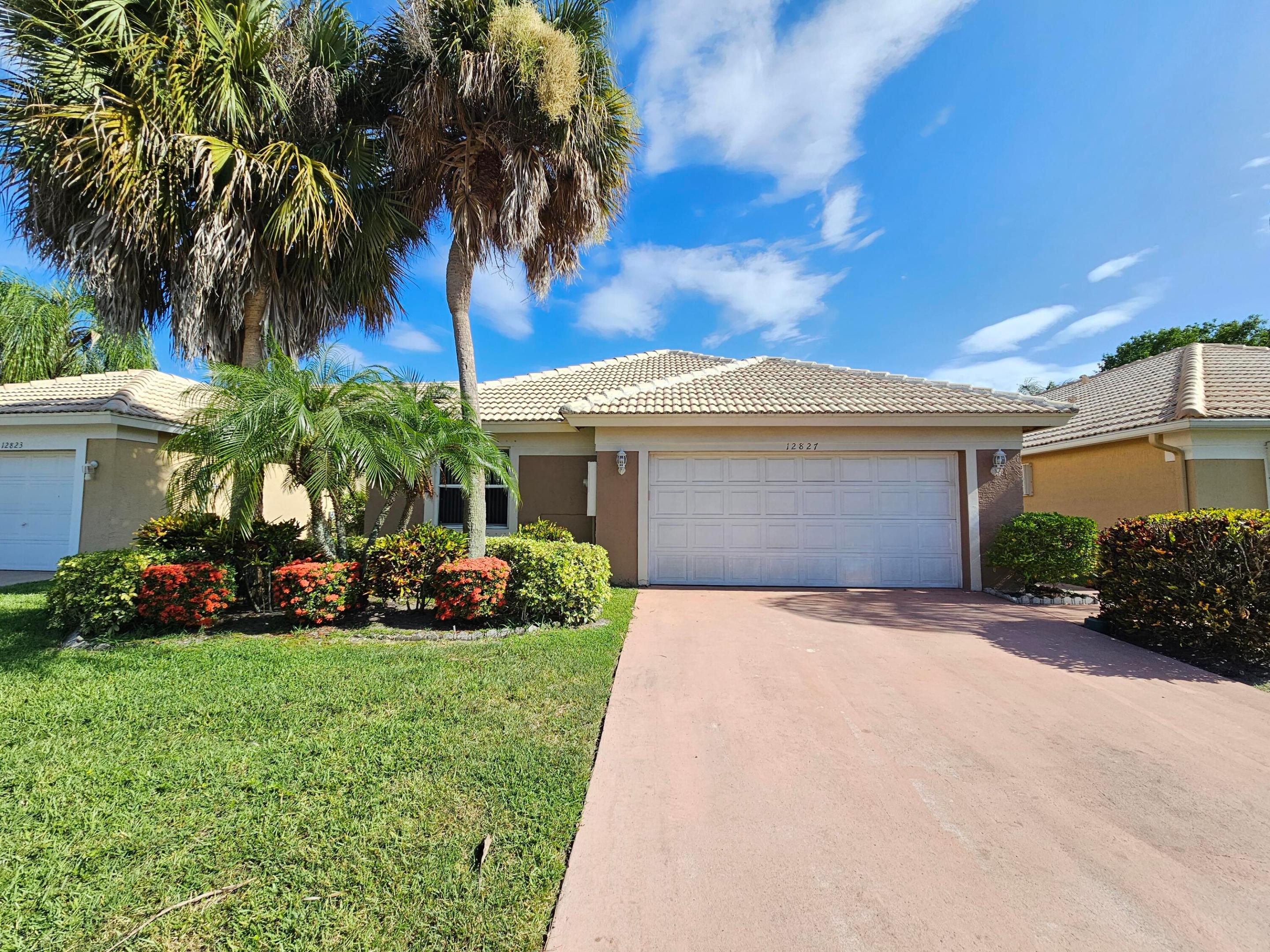 12827 HAMPTON LAKES Circle