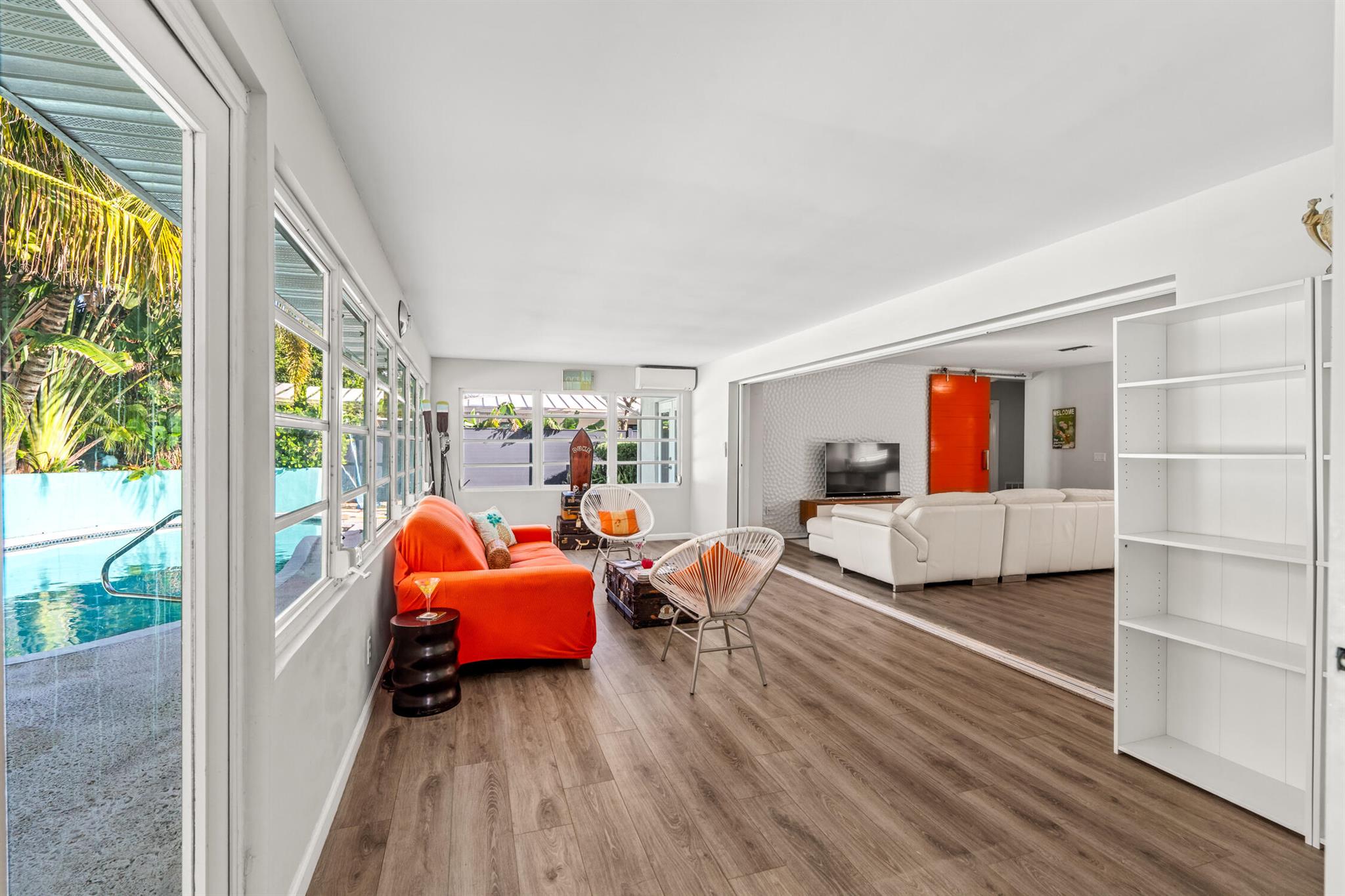 S/D OF 10-45-43, N 1/2 OF GOV LOT 2 IN - Residential