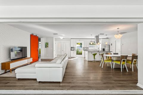 113 Park Lane E Hypoluxo FL 33462