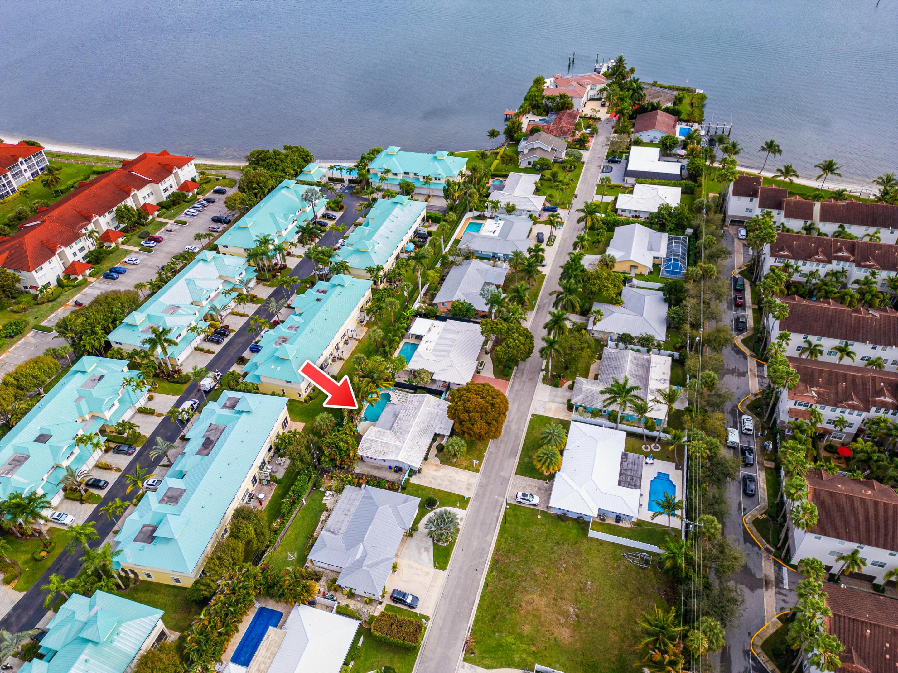 S/D OF 10-45-43, N 1/2 OF GOV LOT 2 IN - Residential