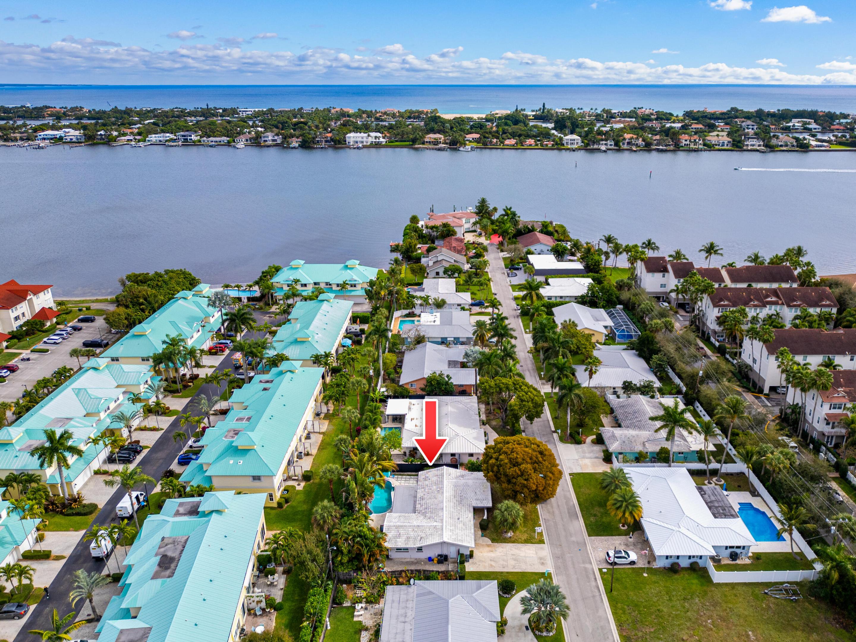 S/D OF 10-45-43, N 1/2 OF GOV LOT 2 IN - Residential