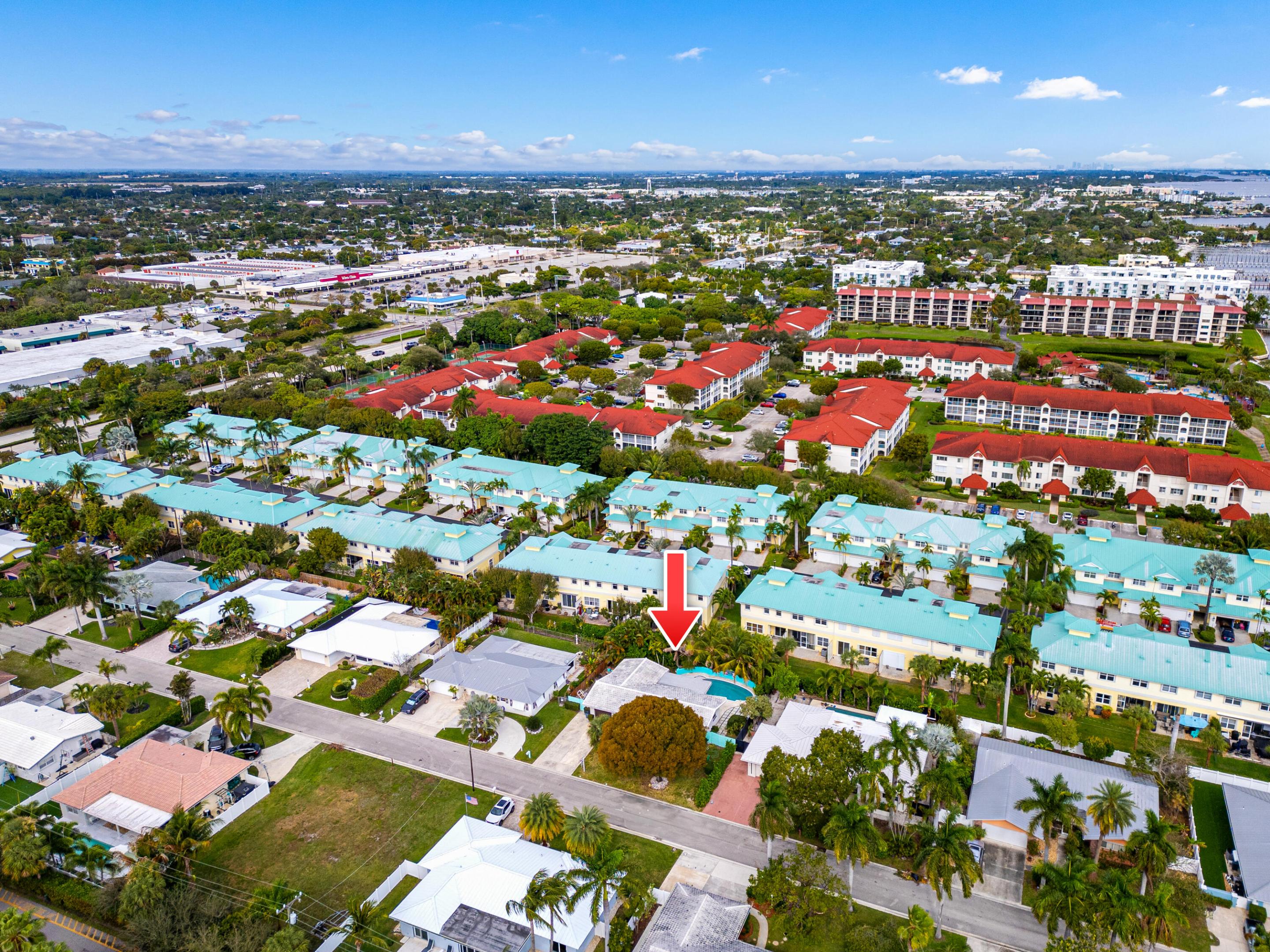 S/D OF 10-45-43, N 1/2 OF GOV LOT 2 IN - Residential