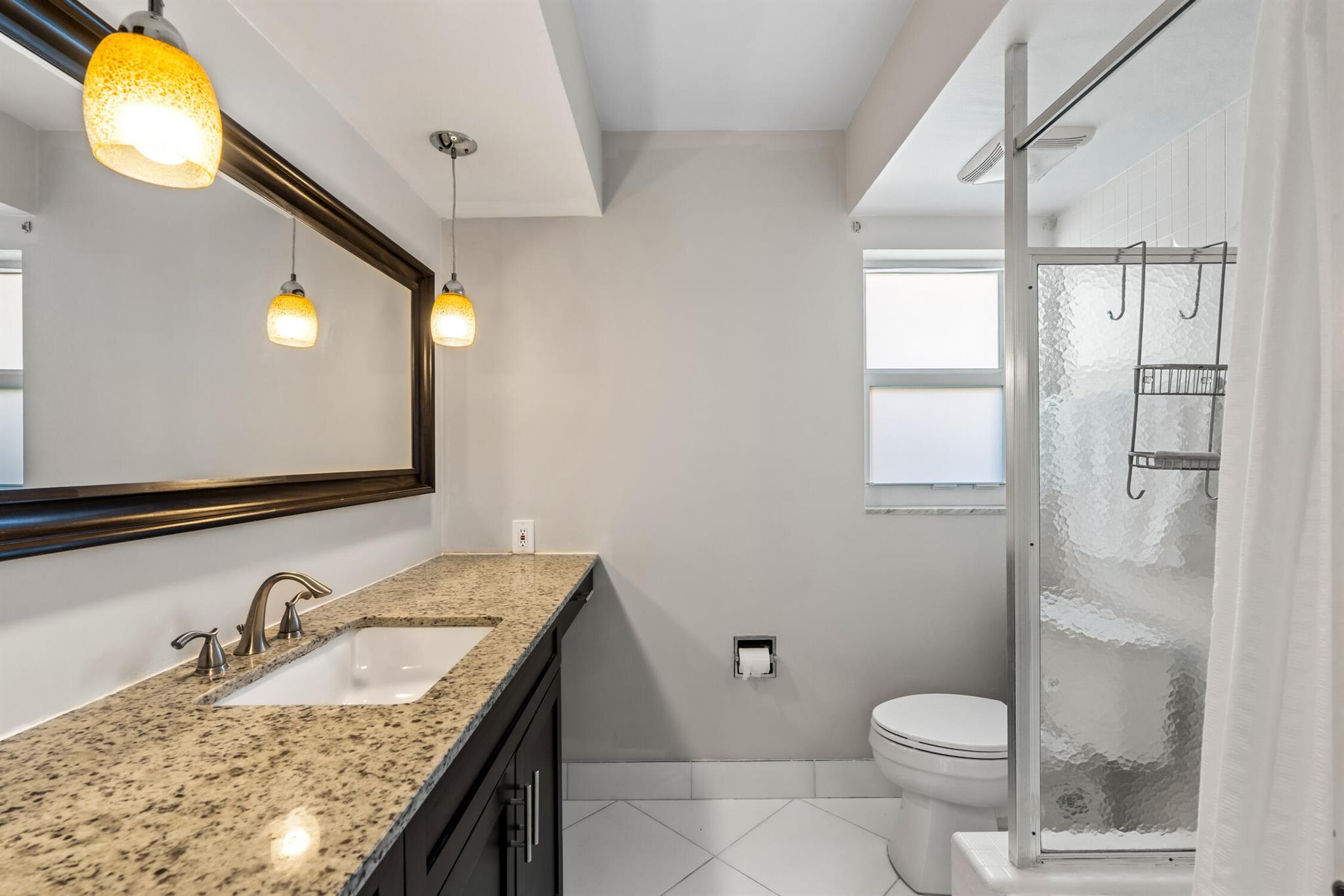 S/D OF 10-45-43, N 1/2 OF GOV LOT 2 IN - Residential