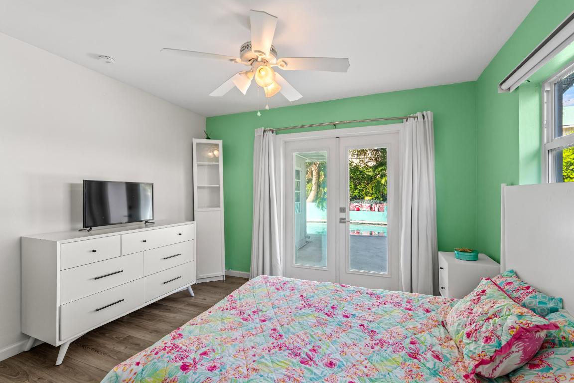 S/D OF 10-45-43, N 1/2 OF GOV LOT 2 IN - Residential