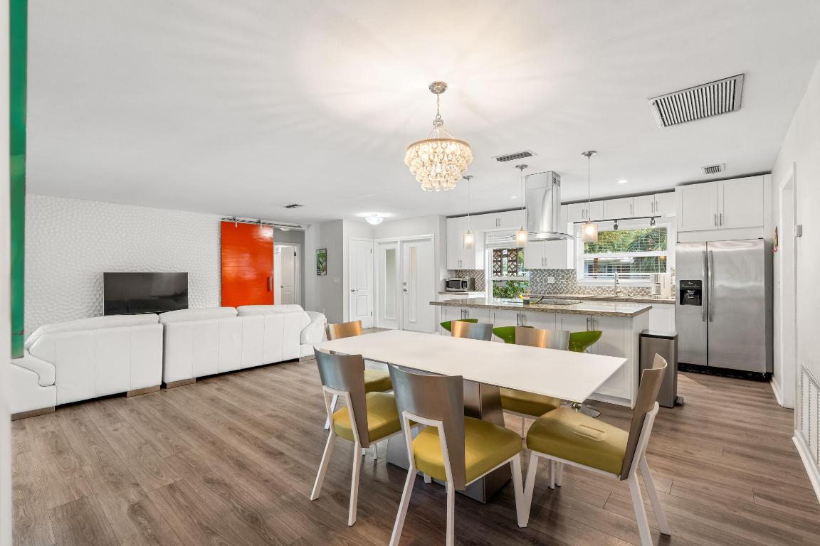 S/D OF 10-45-43, N 1/2 OF GOV LOT 2 IN - Residential