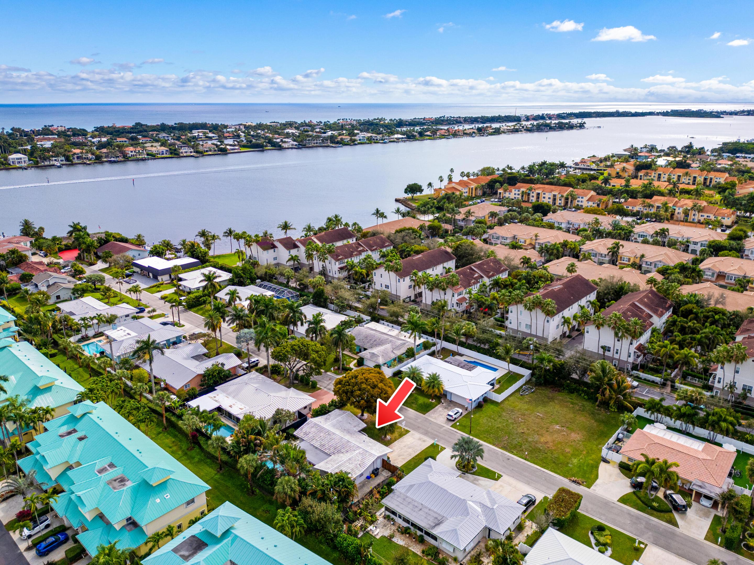 S/D OF 10-45-43, N 1/2 OF GOV LOT 2 IN - Residential