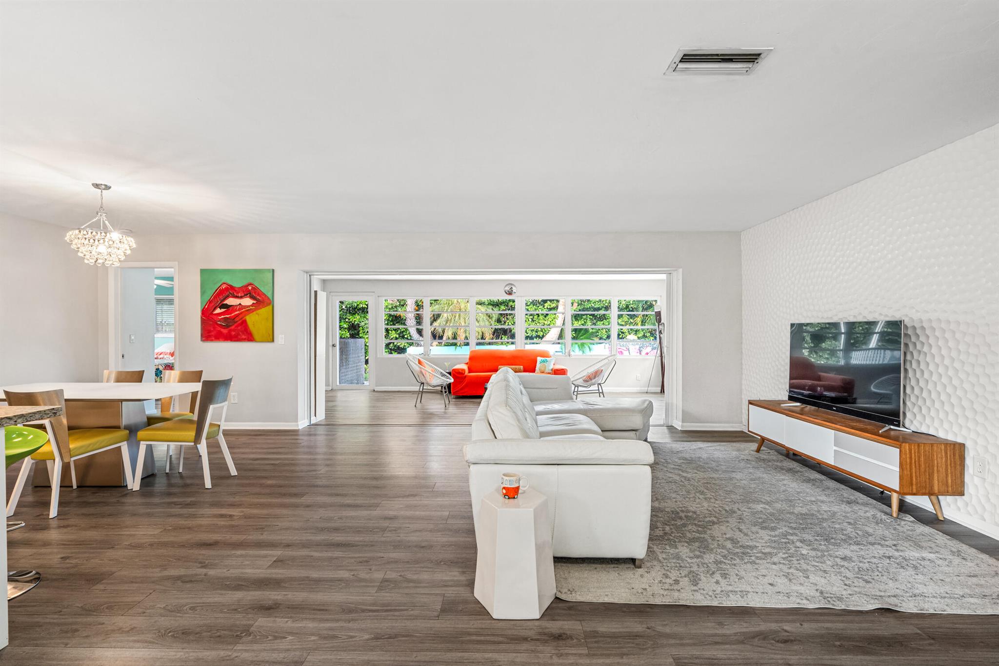 S/D OF 10-45-43, N 1/2 OF GOV LOT 2 IN - Residential