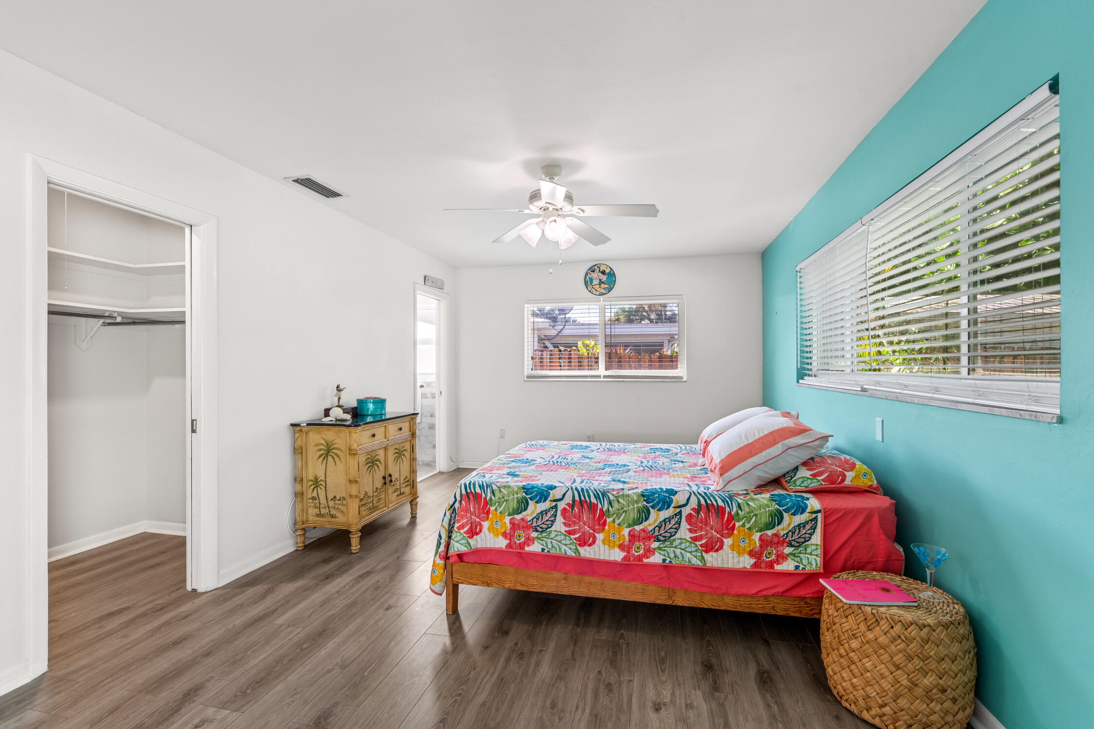 S/D OF 10-45-43, N 1/2 OF GOV LOT 2 IN - Residential