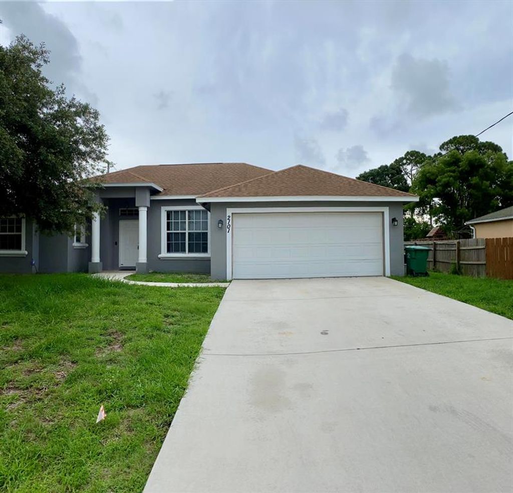 Photo of 2101 SE Lucca Street, Port Saint Lucie, FL 34952 (MLS # R10723732)