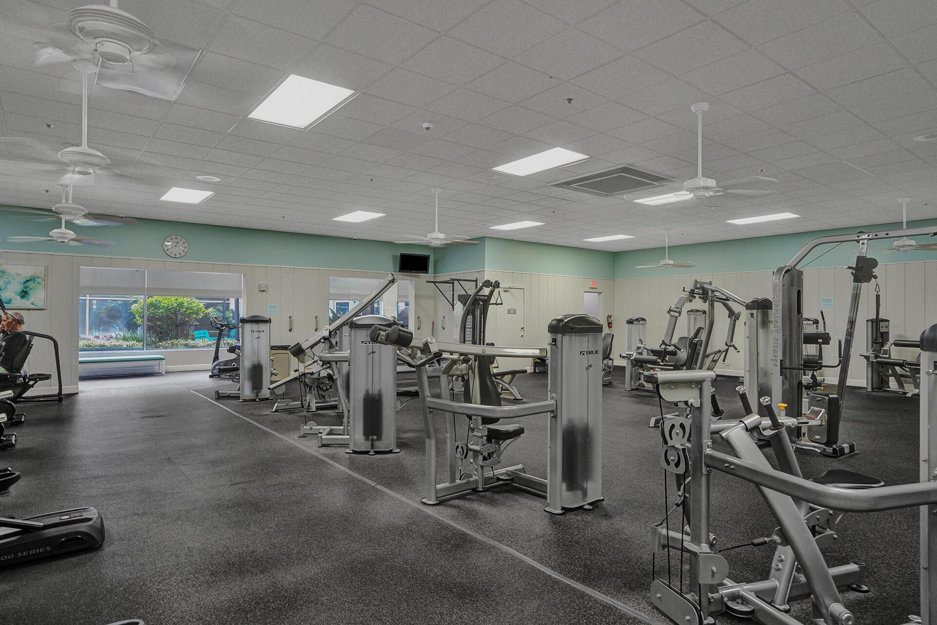 KINGS POINT FLANDERS COND - Residential