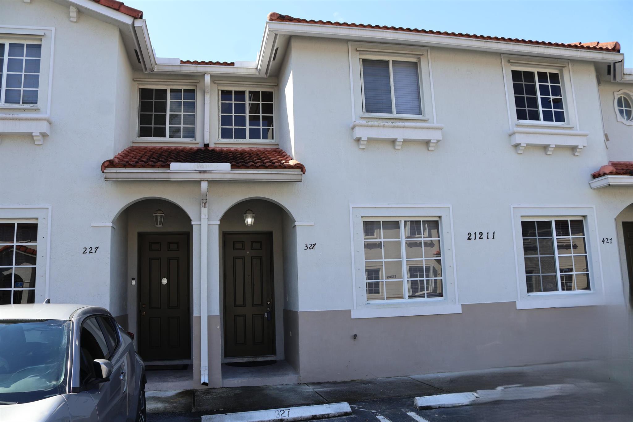 BEAUTIFUL AND SPACIOUS 3 BED, 2.5 BATHS, CERAMIC TILE, GRANITE COUNTERS, WASHER/DRYER INSIDE, ONE OF THE BEST COMPLEXES IN MIAMI GARDENS. FRESH COAT OF PAINT, NEWER APPLIANCES, AND NEW CARPET UPSTAIRS.