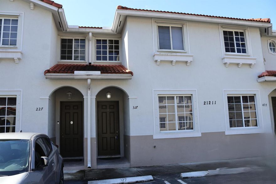 BEAUTIFUL AND SPACIOUS 3 BED, 2.5 BATHS, CERAMIC TILE, GRANITE COUNTERS, WASHER/DRYER INSIDE, ONE OF THE BEST COMPLEXES IN MIAMI GARDENS. FRESH COAT OF PAINT, NEWER APPLIANCES, AND NEW CARPET UPSTAIRS.