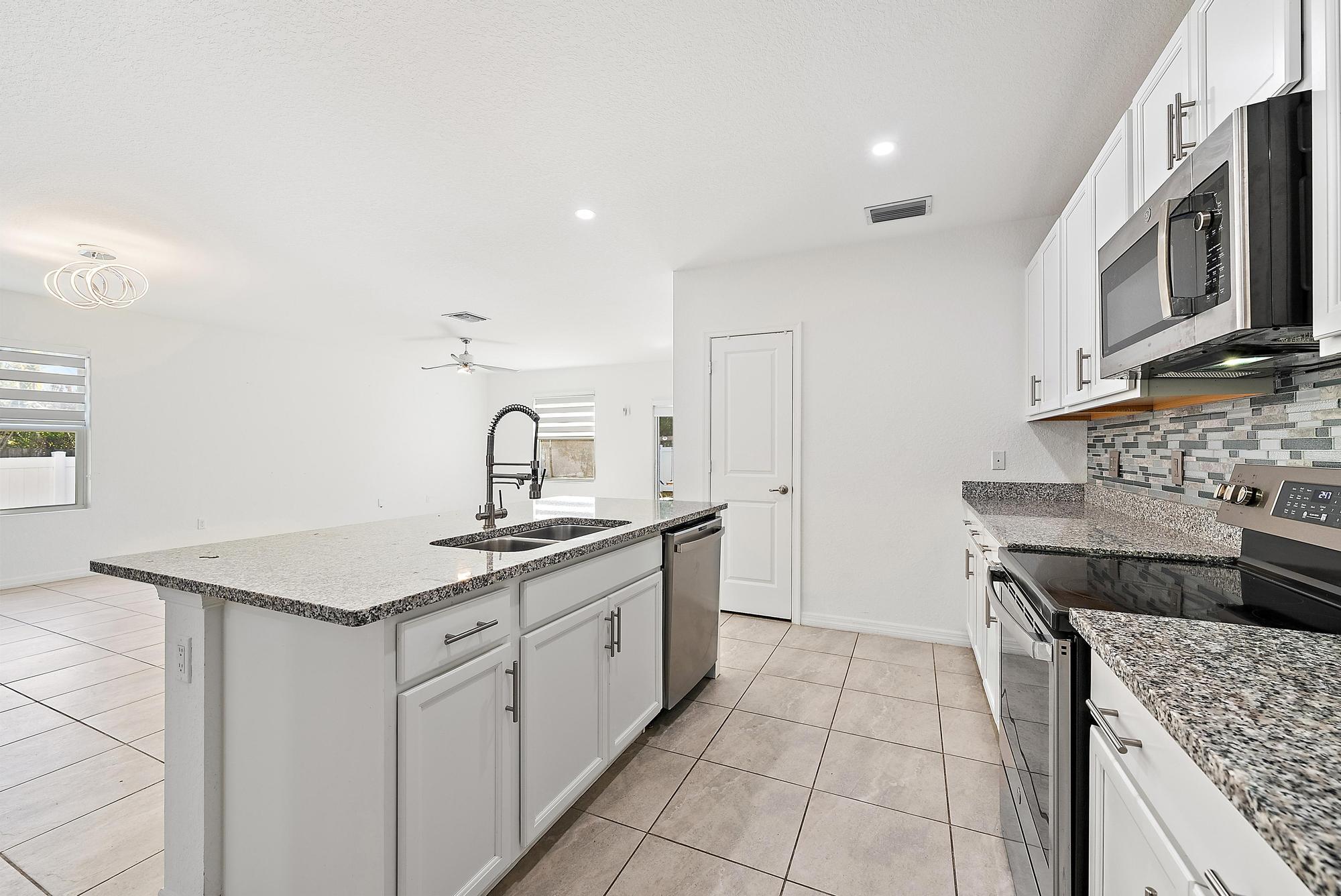 PORT ST LUCIE SECTION 5 - Residential