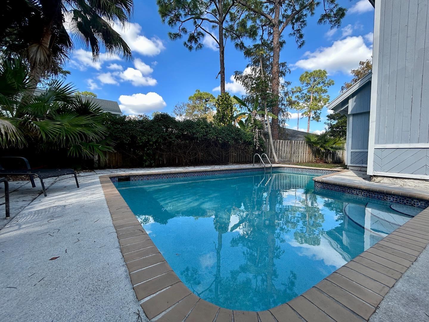 **Seasonal Rental** Come and enjoy this lovely 3-bedroom, 2.5-bathroom home, featuring a cozy wood-vaulted ceiling and beautifully renovated kitchen. The spacious layout is perfect for relaxing or entertaining. And if that's not enough, step outside to enjoy your own private pool, perfect for those sunny days! Located in a prime spot, just minutes away from the Show Grounds, this home offers convenience and comfort. Best of all, **No HOA!** Don't miss this opportunity for a perfect seasonal rental!