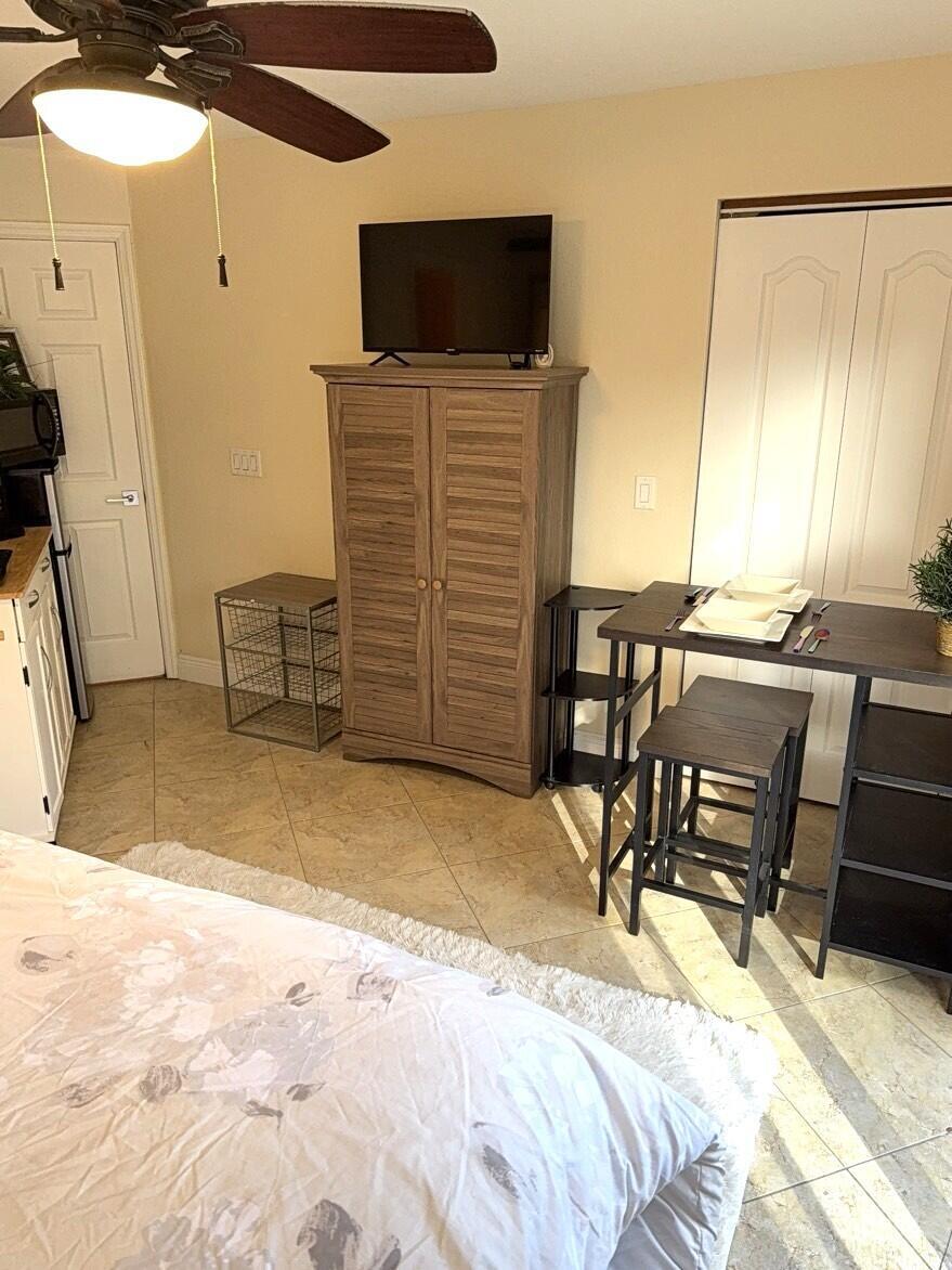 Kenwood - Residential Lease