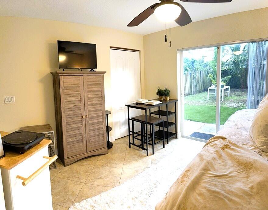 Kenwood - Residential Lease