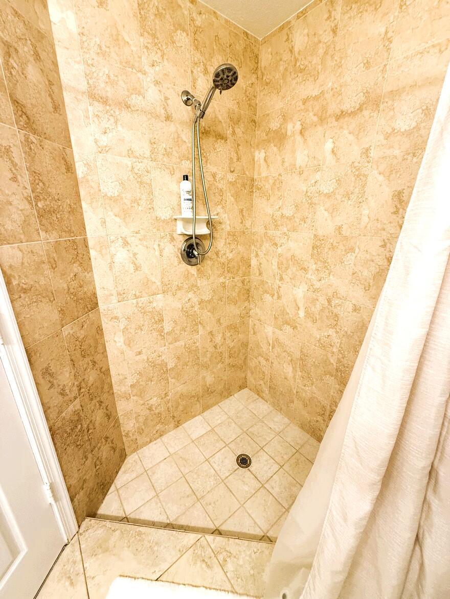 Kenwood - Residential Lease