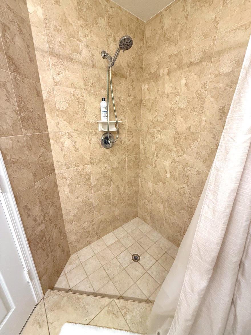 Kenwood - Residential Lease