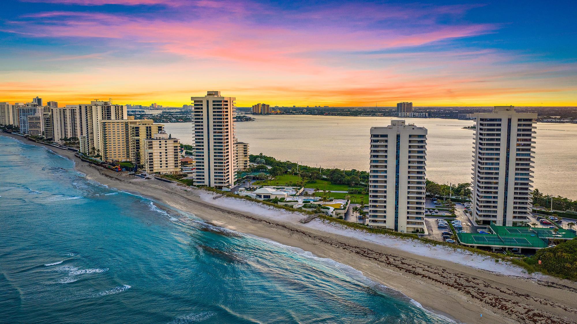 WATER GLADES 300 - Residential