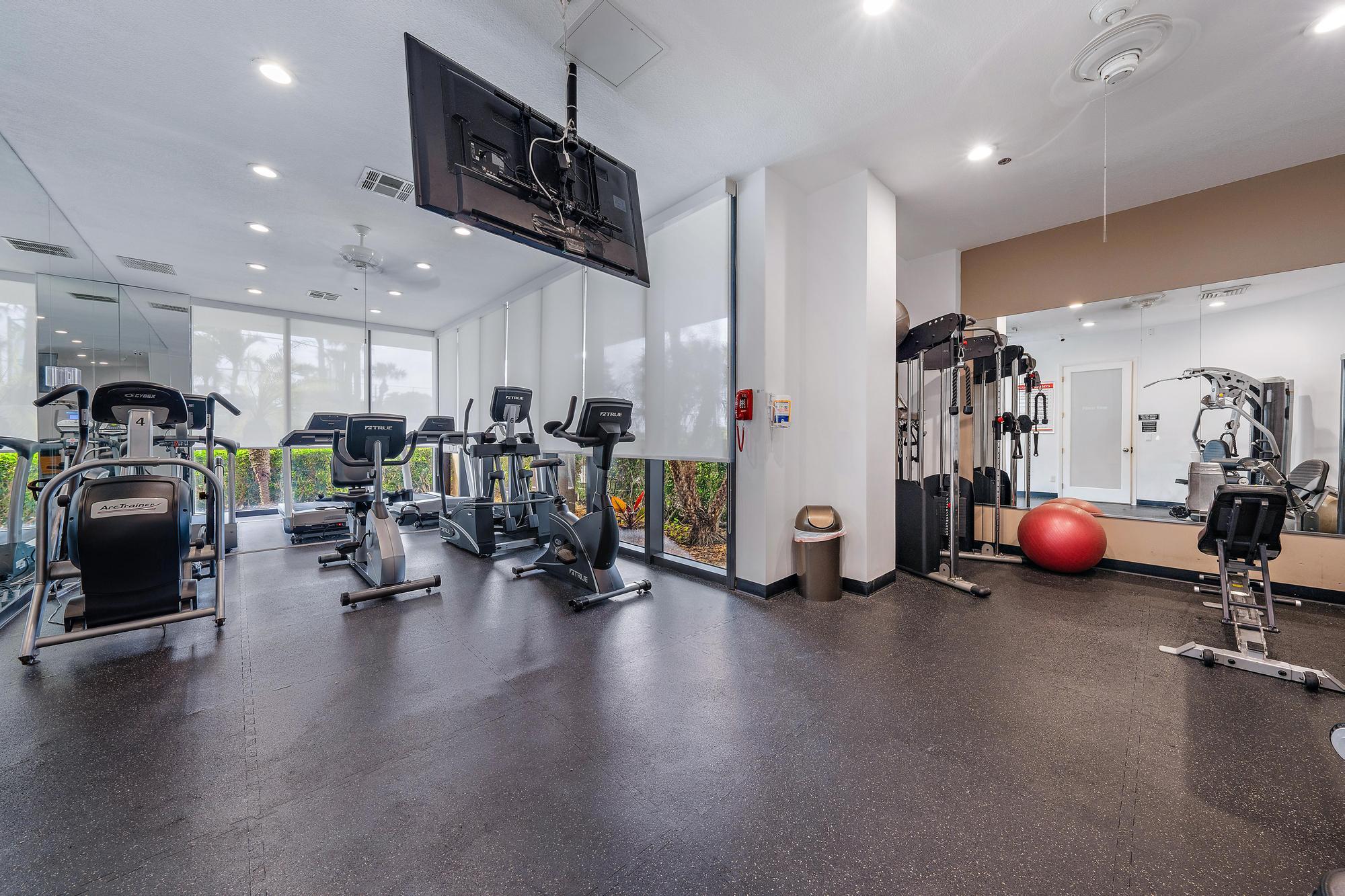 WATER GLADES 300 - Residential