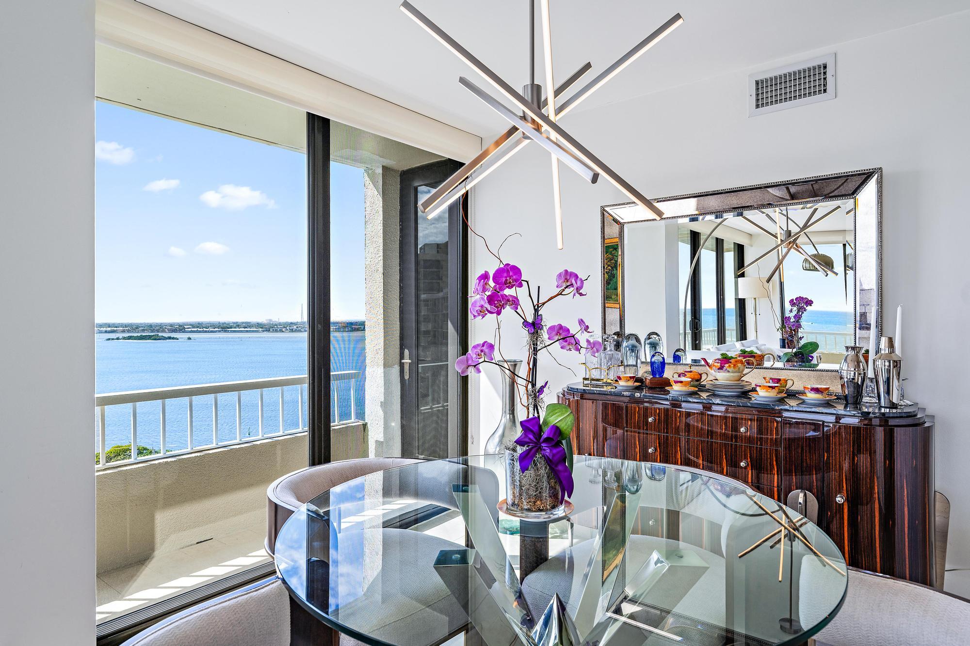 WATER GLADES 300 - Residential