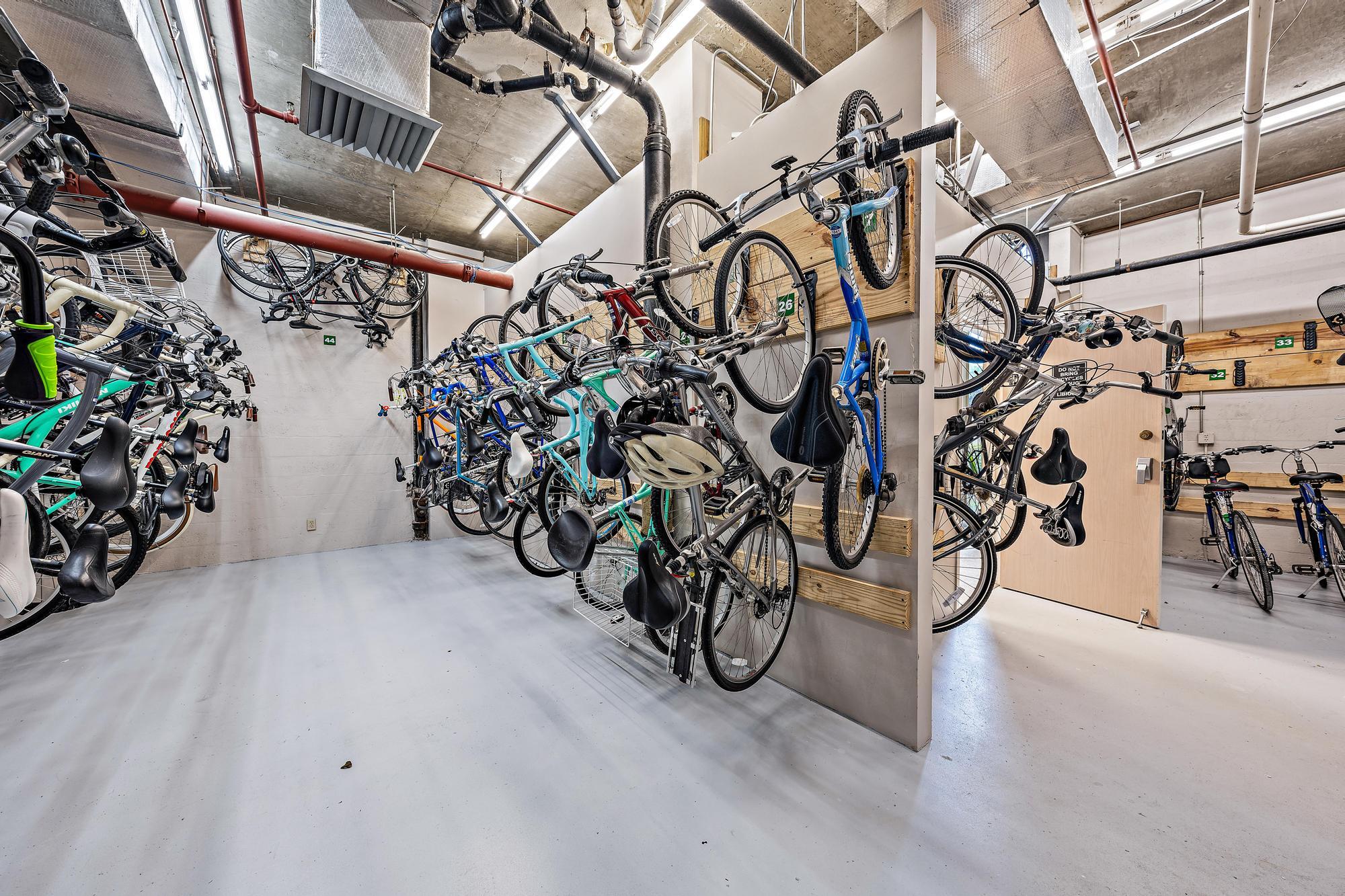 WATER GLADES 300 - Residential