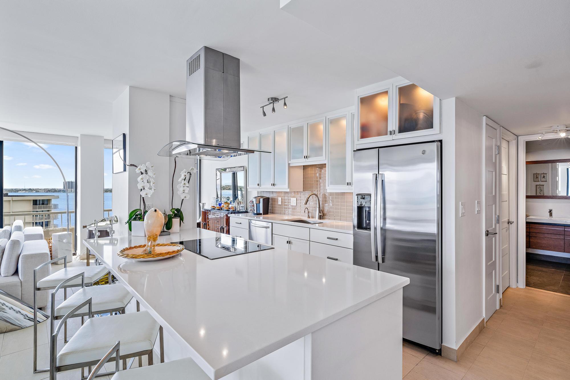 WATER GLADES 300 - Residential