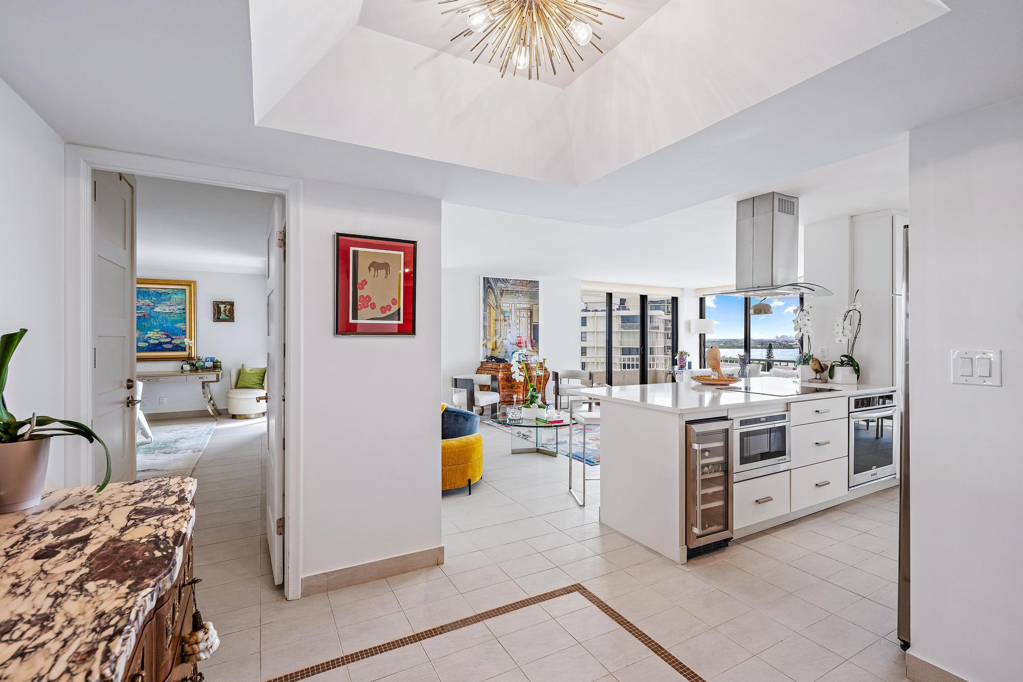 WATER GLADES 300 - Residential