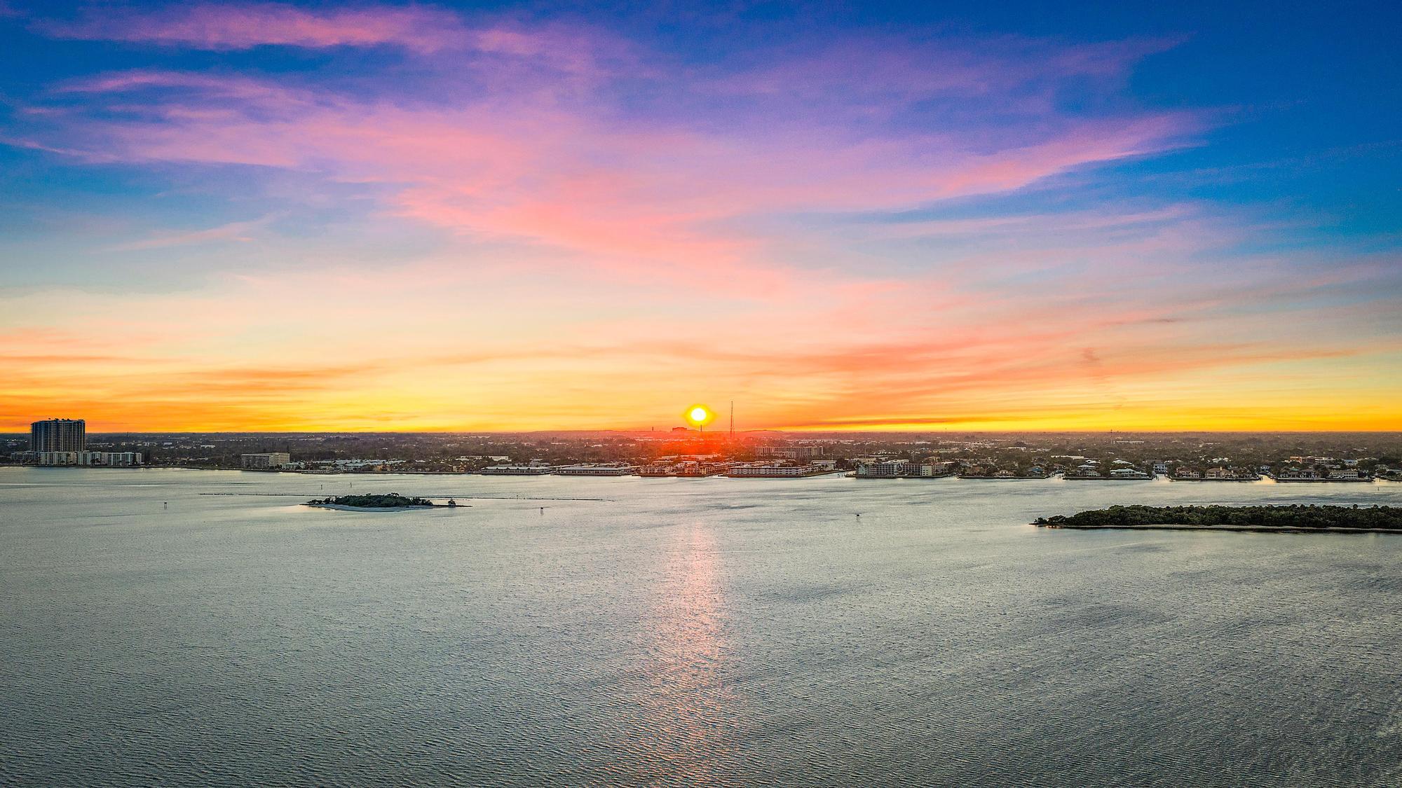 WATER GLADES 300 - Residential