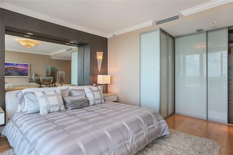 Tiny photo for 1 N Fort Lauderdale Beach Boulevard #1807, Fort Lauderdale, FL 33304 (MLS # B26043582)