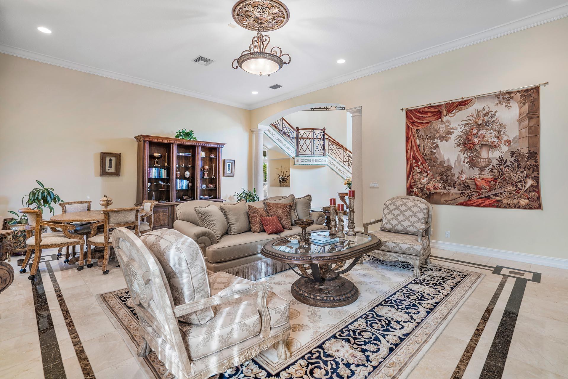 ROYAL PALM YACHT & COUNTR - Residential