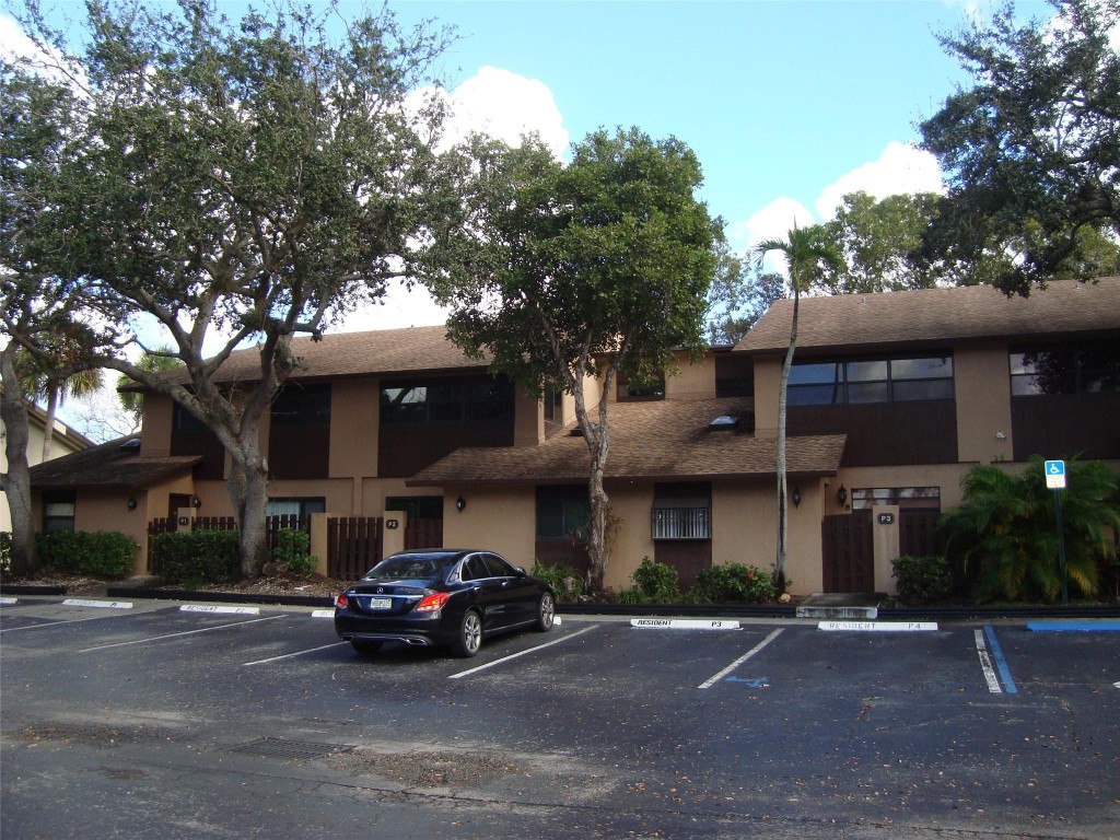 BONAIRE VILLAGE AT WOODMO - Residential