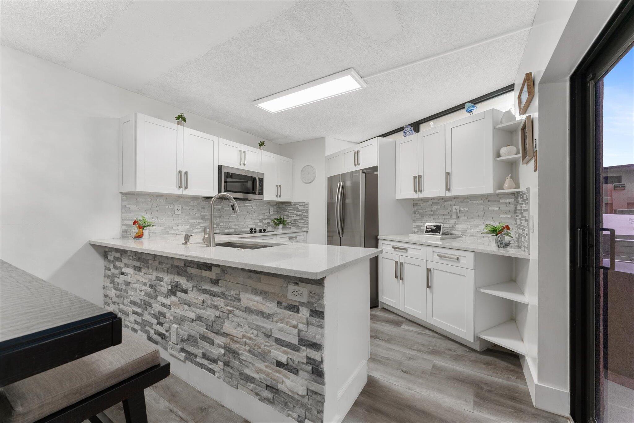 SOMERSET - Residential