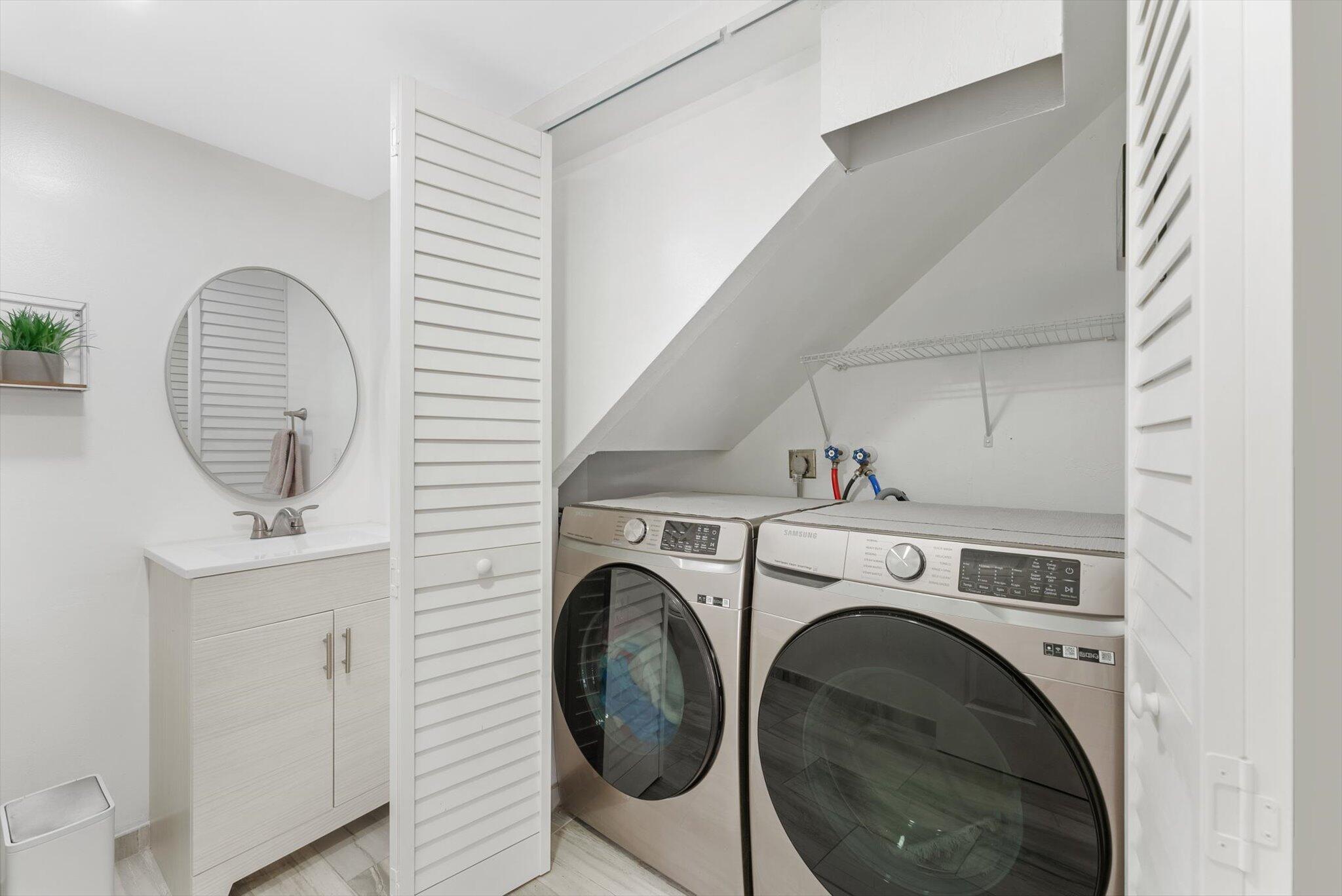 SOMERSET - Residential