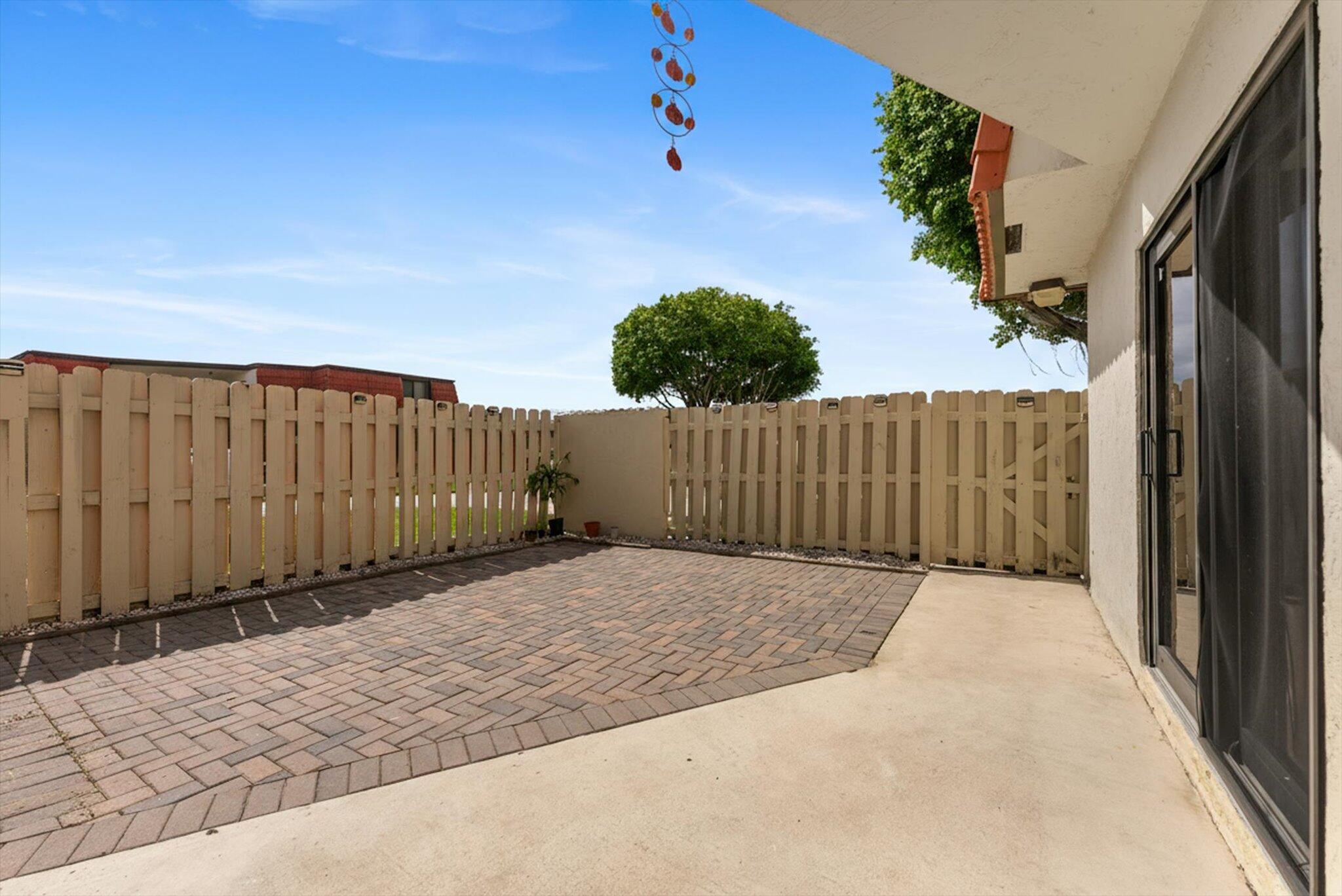 SOMERSET - Residential