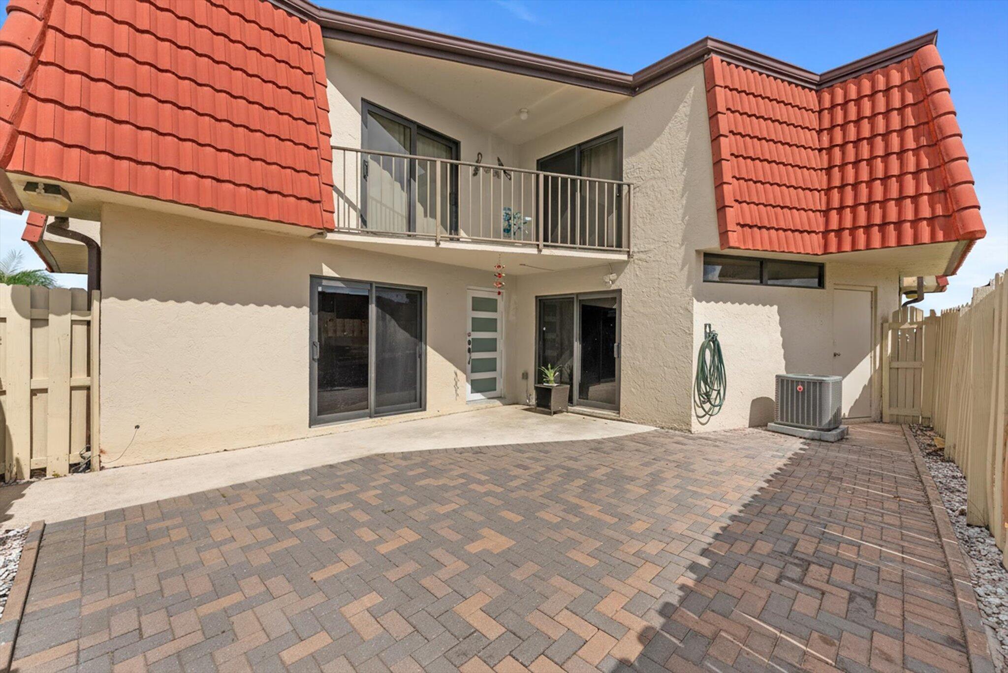 SOMERSET - Residential