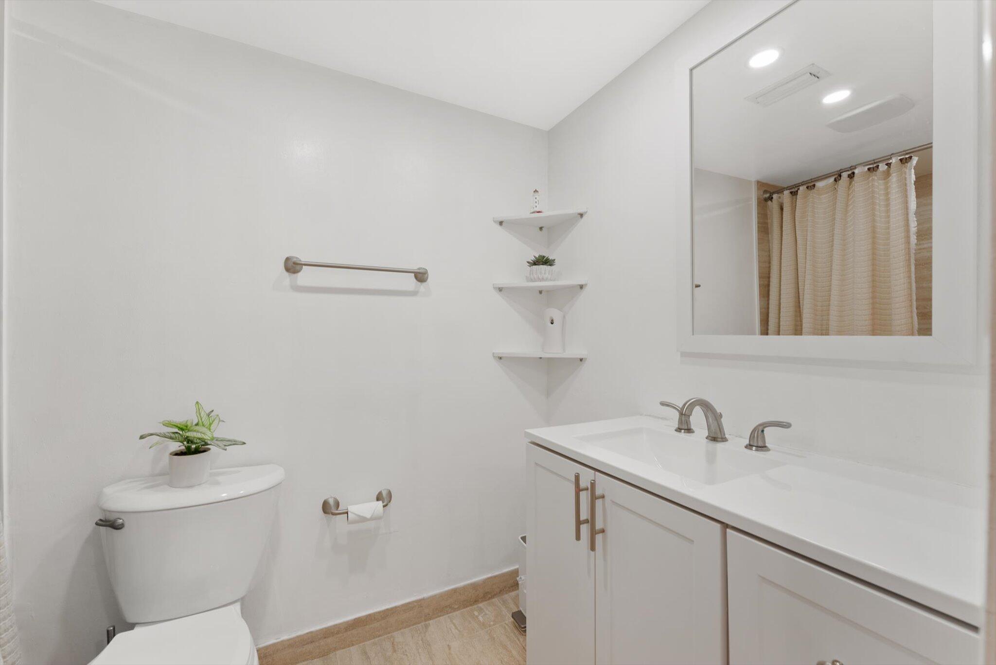 SOMERSET - Residential