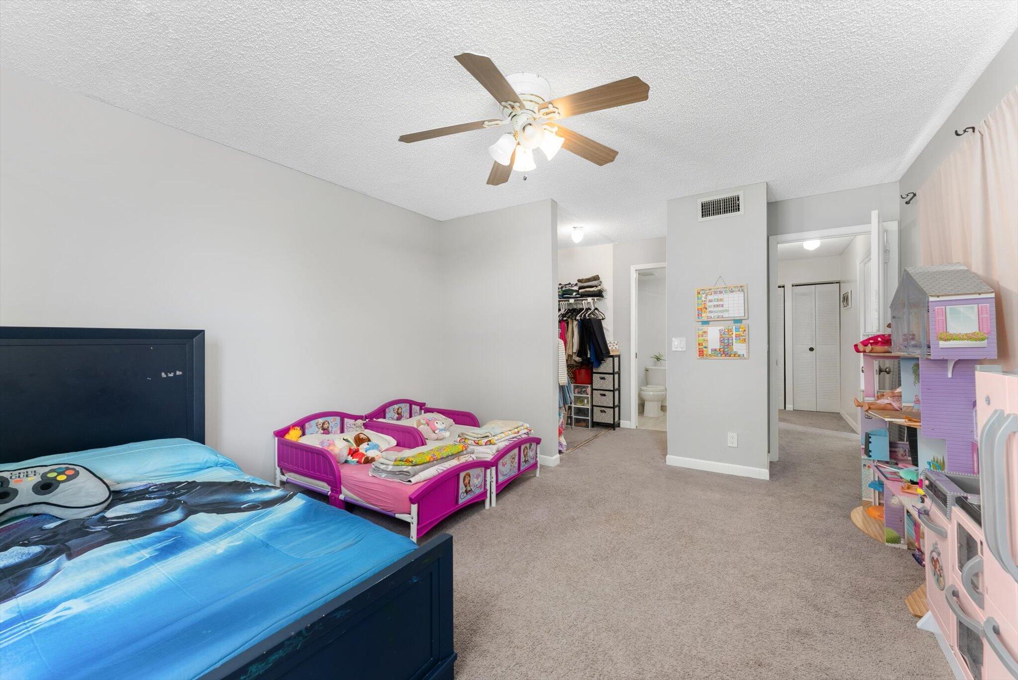 SOMERSET - Residential