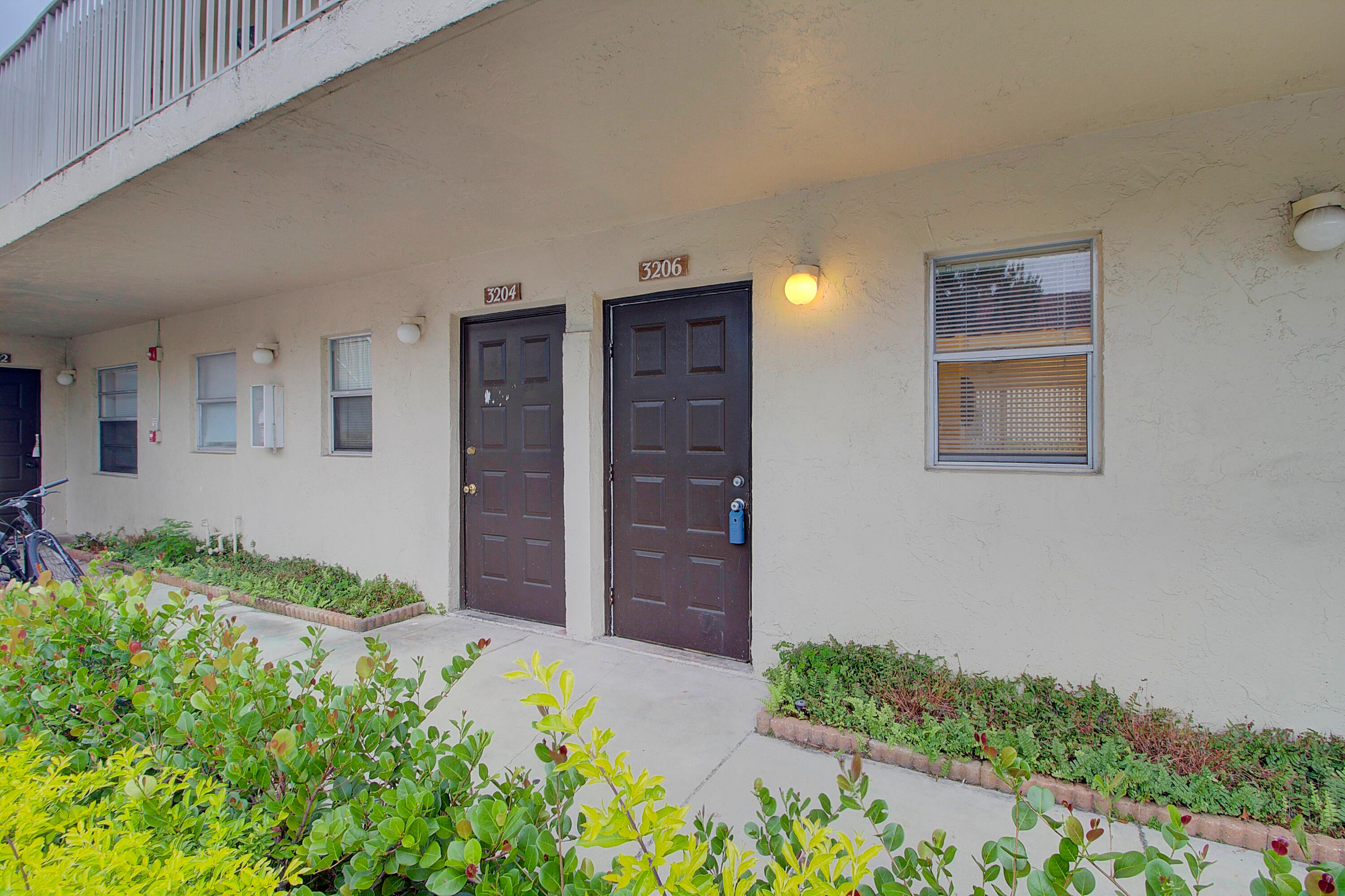 3206 SW CORAL RIDGE Drive 3206